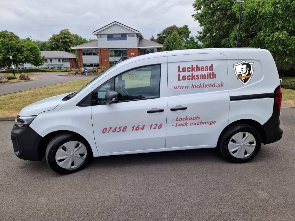 Lockhead Nissan van